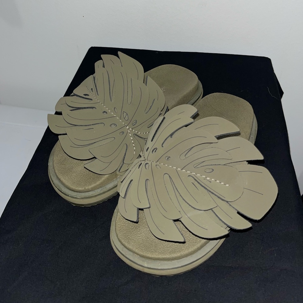 Farm Rio Monstera Slides